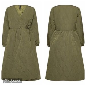 YAS YASWENNA 7/8 WRAP winter midi dress 42 chest